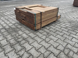 Ca. 266x Guyana Ipé Planken Geschaafd, 25x90mm, lengte 100cm